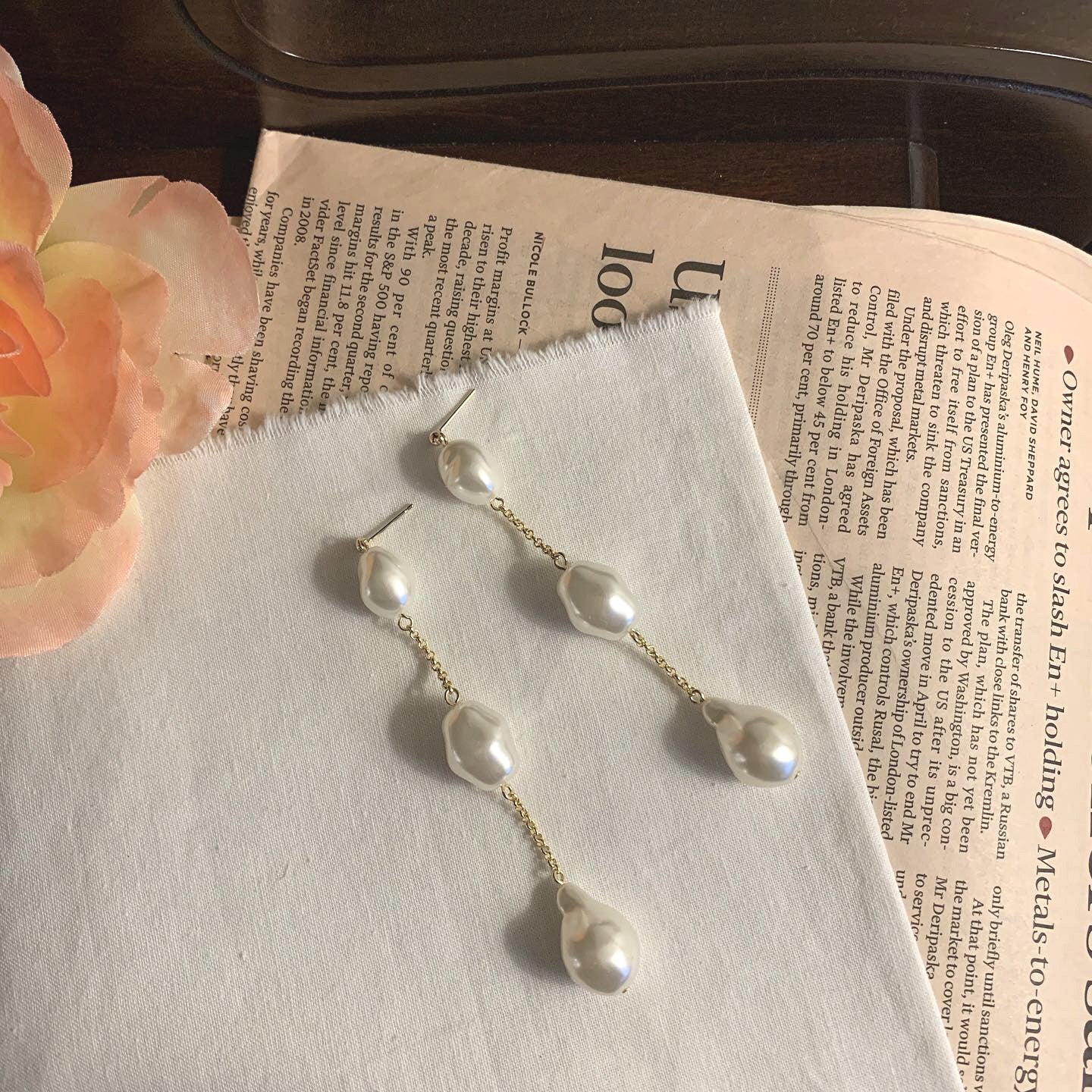 Tiered Pearls Drop earrings - MARMELO USA