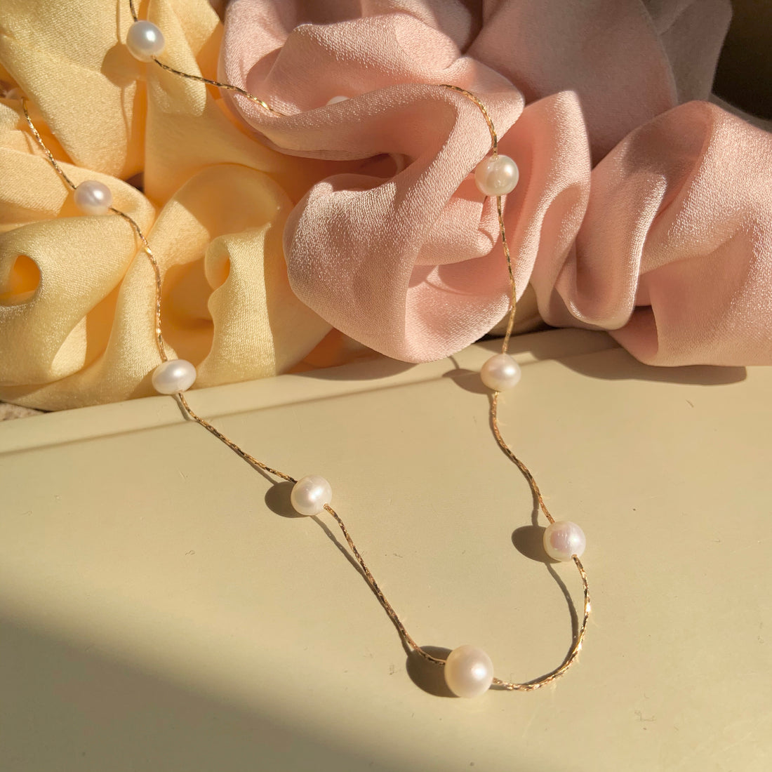Simple Tiered Freshwater Cultured Pearls Choker Necklace - MARMELO USA