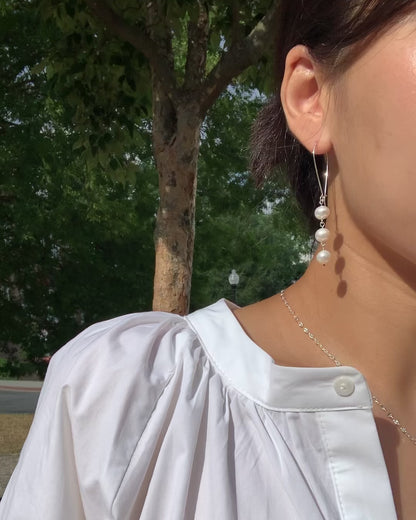[Silver 925] Dainty Line Tiered Pearl Earrings
