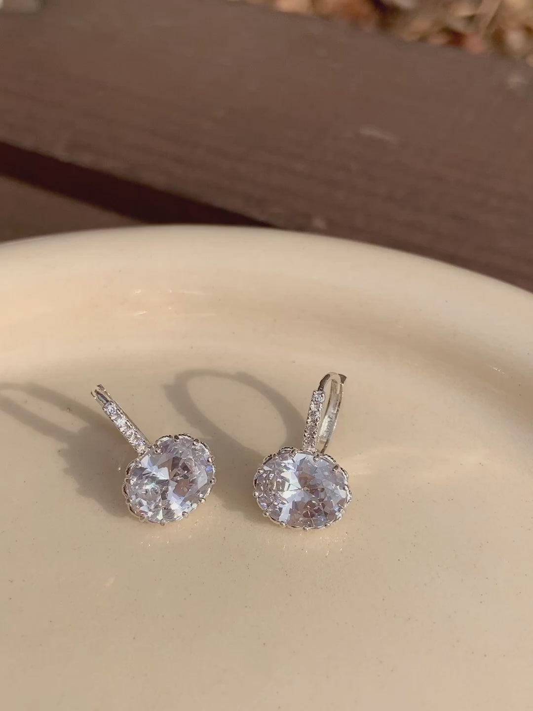 [Silver 925] Oval Cut Cubic Zirconia Charm Dangle Earrings