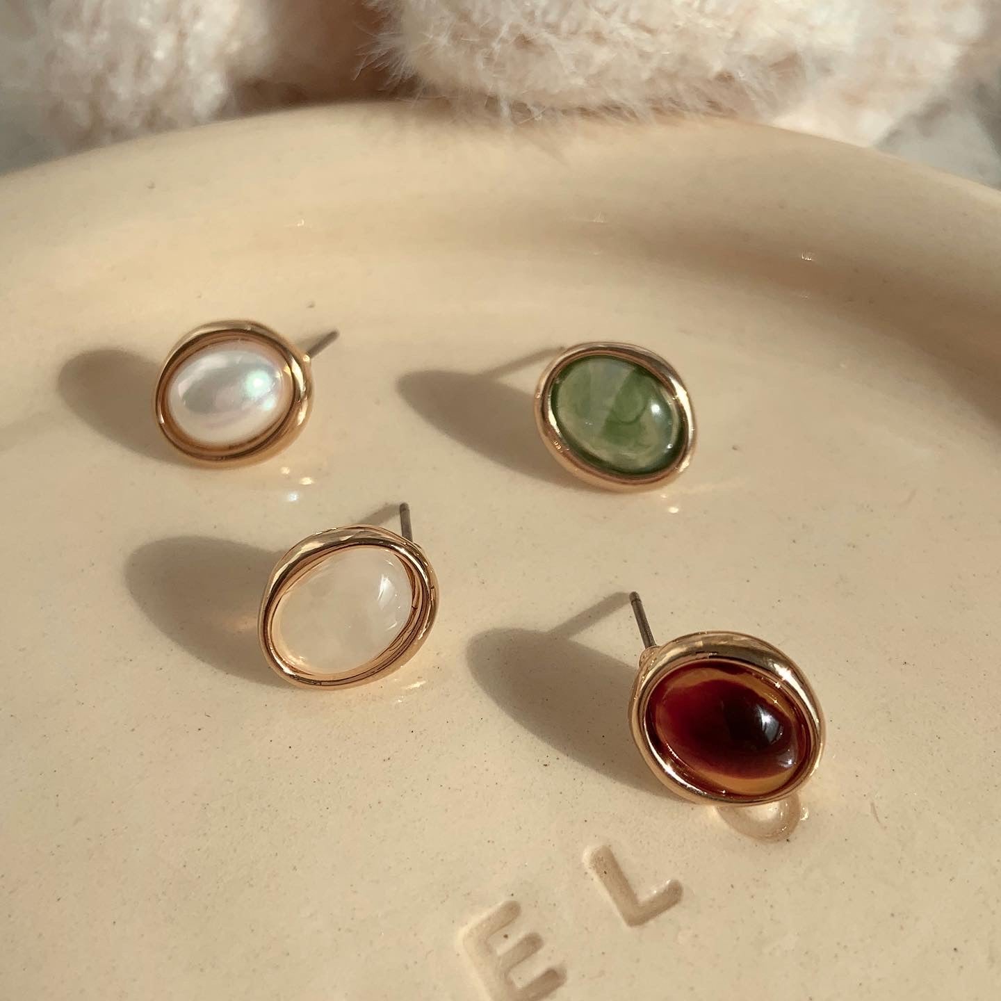 Dainty Simple Oval Shape Mini Stud Earrings - Pearl, Ivory, Green, Brown