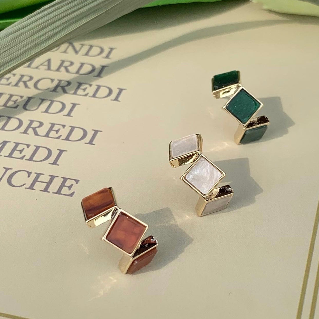 Colorful Mother Of Pearl Small Hoop Earrings - MARMELO USA