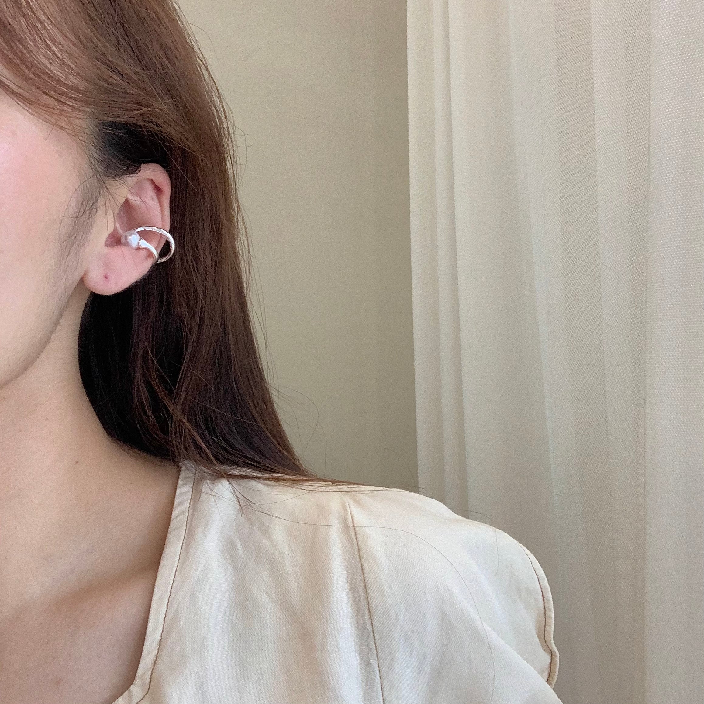 Geometry Hooping and Pearl Ear Cuff - MARMELO USA