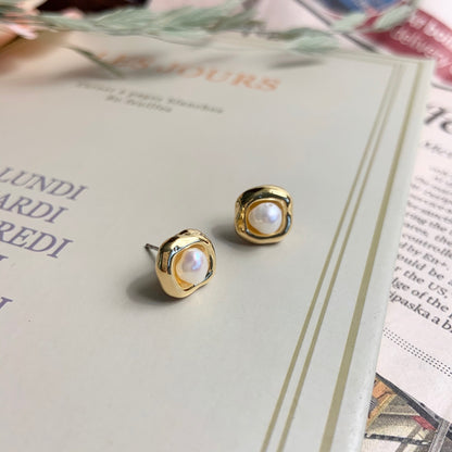 Freshwater Pearl In Infinity Gold Earrings - MARMELO USA