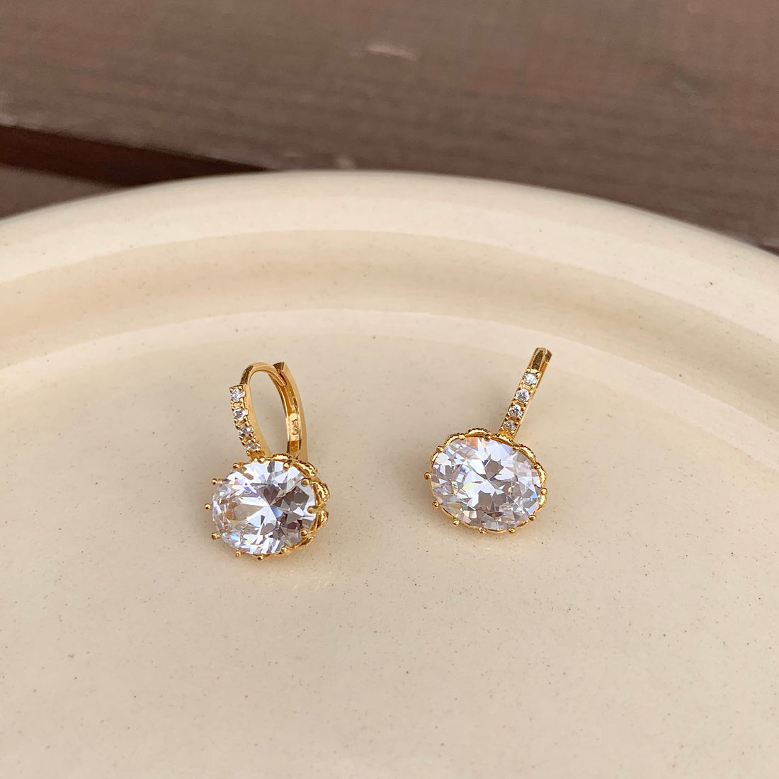 Minimalistische Süßwasserzuchtperlen 18 Karat vergoldetes Silber 925 Hakenohrringe