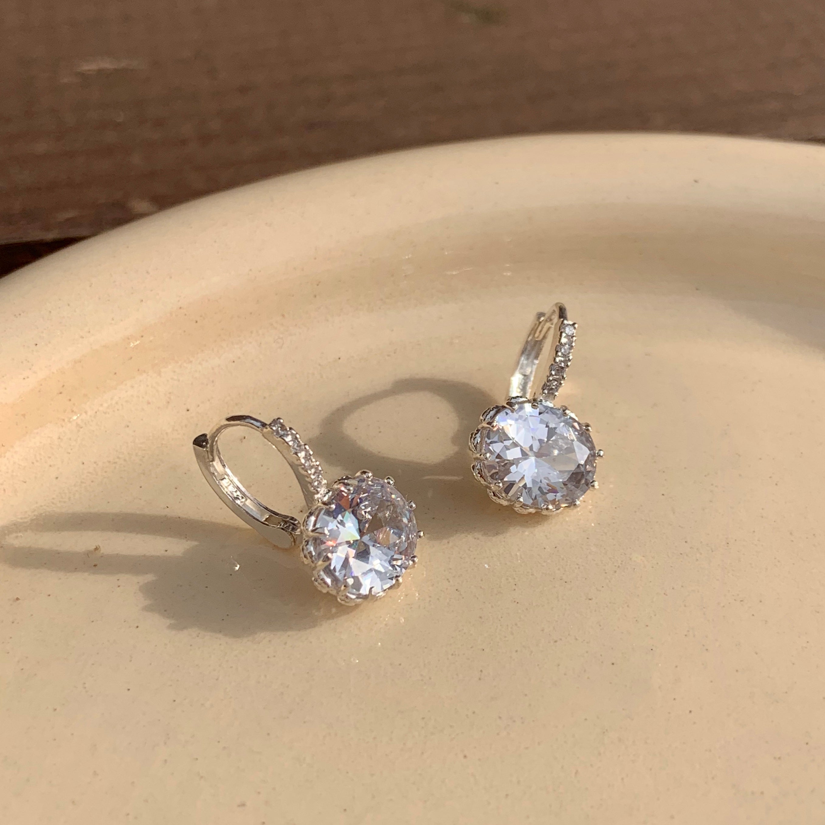 [Silver 925] Oval Cut Cubic Zirconia Charm Dangle Earrings
