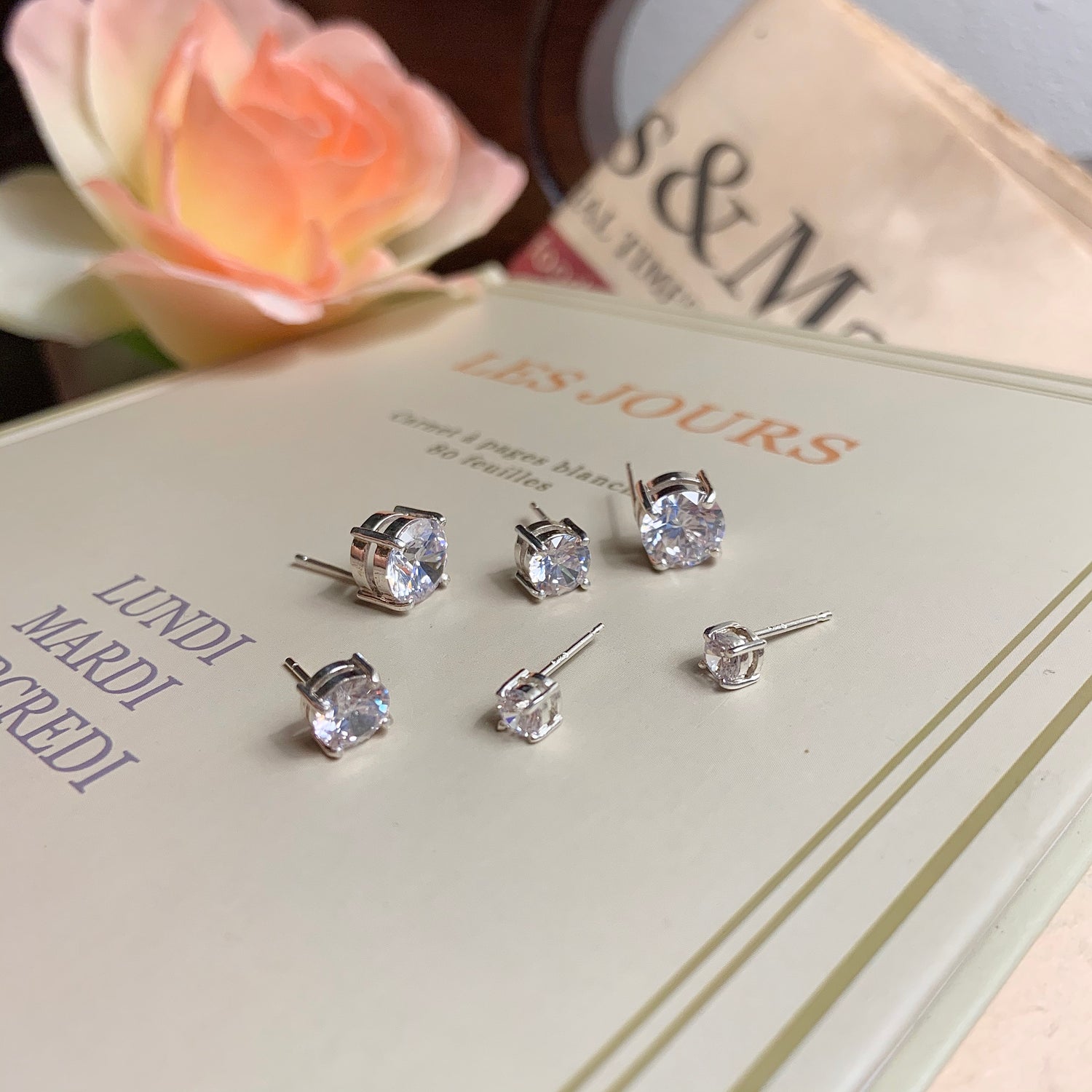 Handmade Sterling Silver Cubic Zirconia Diamond Stud Earrings - MARMELO USA