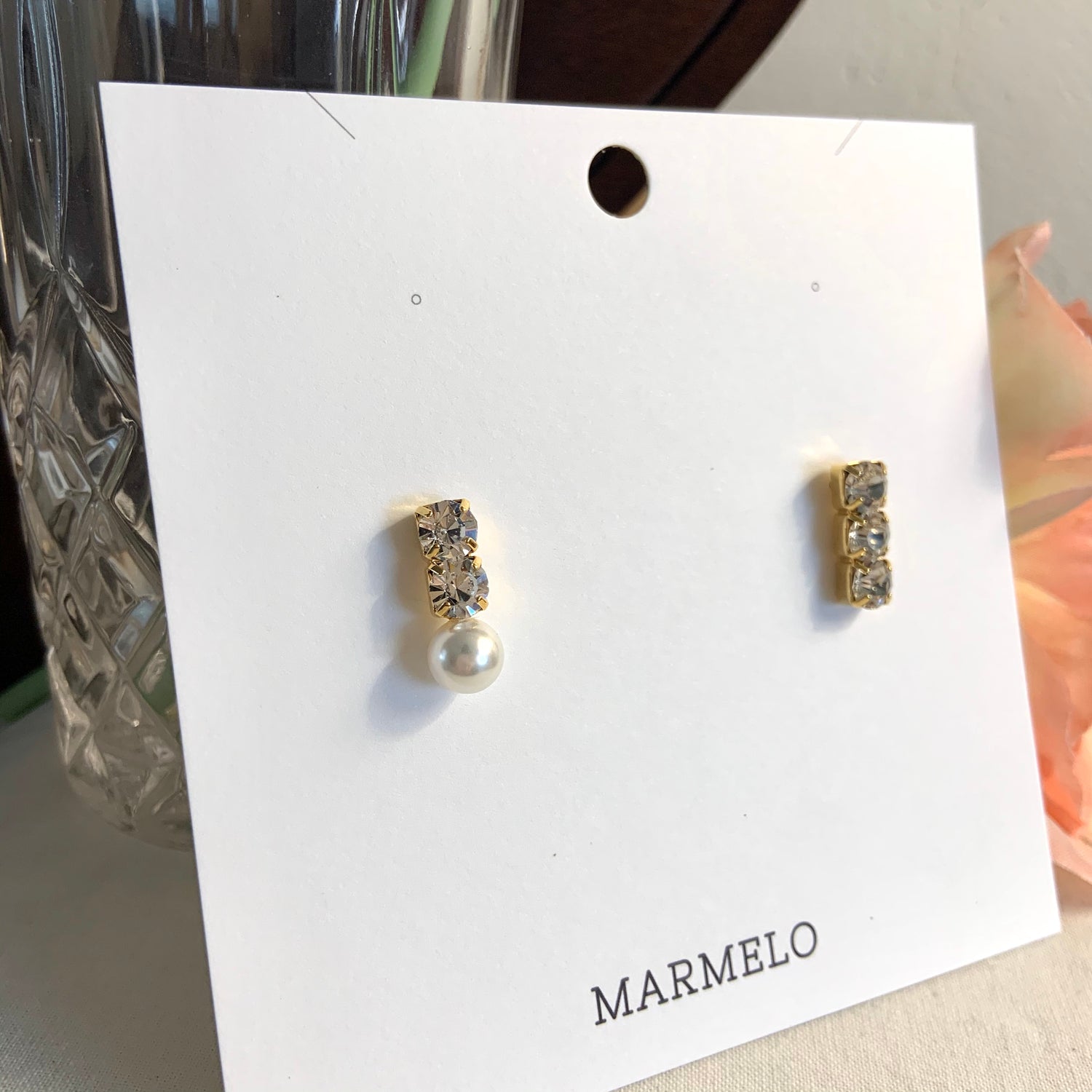 Mismatched Cubic Zirconia Bar and Pearl Stud Earrings - MARMELO USA