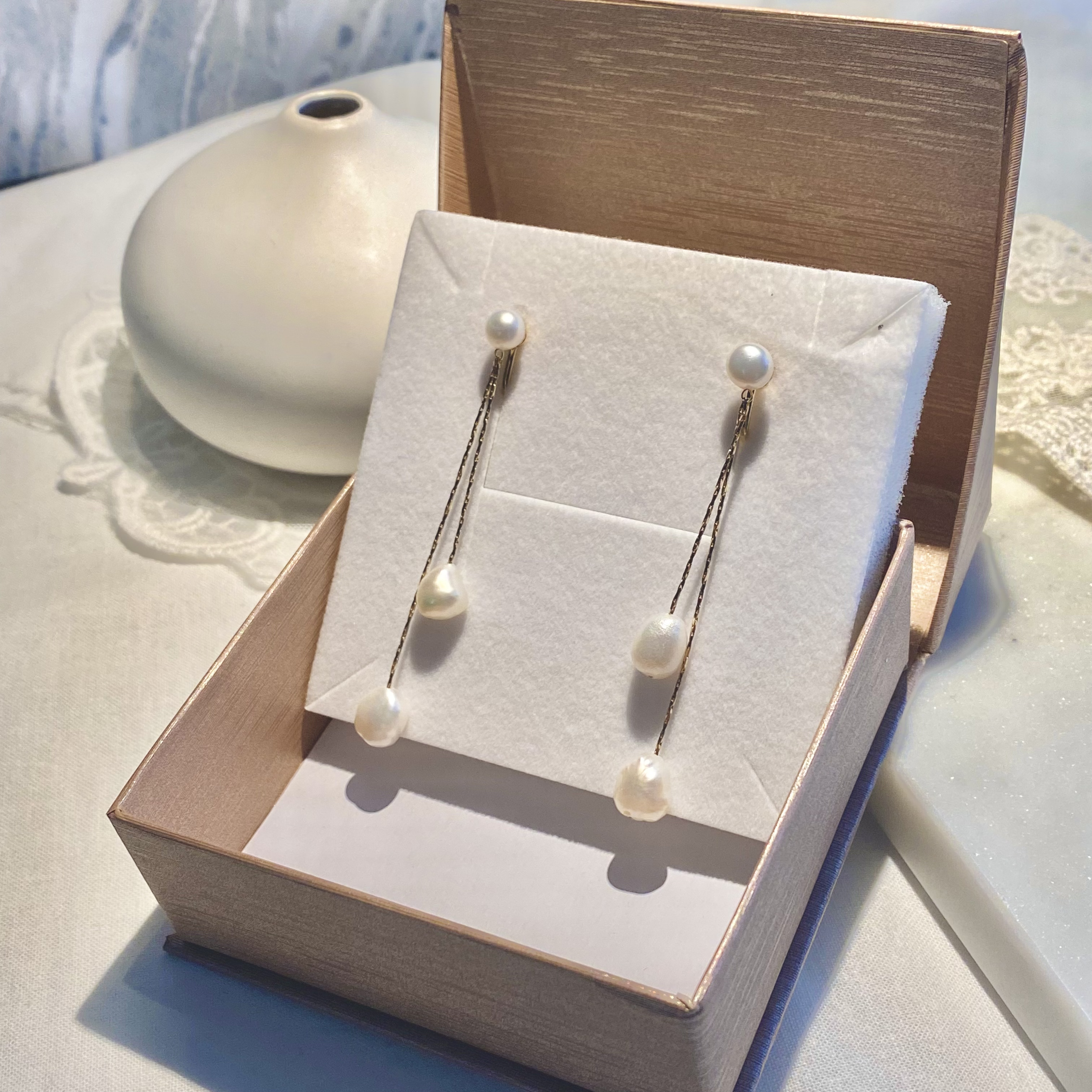 [Clip on] Yellow Gold White Pearl Clip On Earrings - MARMELO USA
